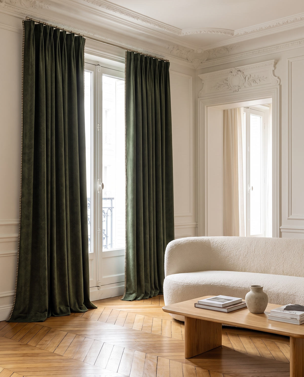 Voilage Sève – salon haussmannien à la lumière du matin