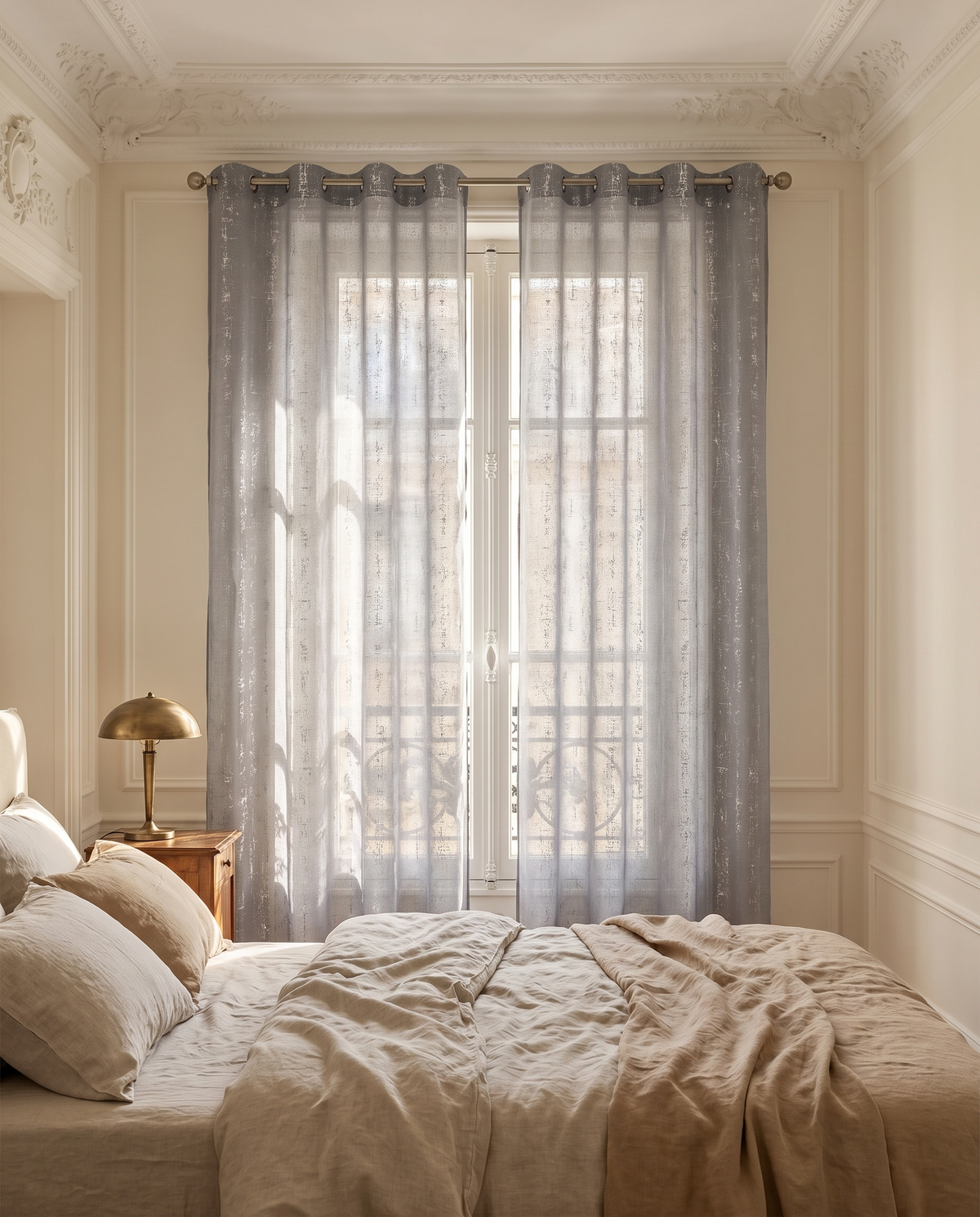 Tamisant Lunaire — dans une chambre
