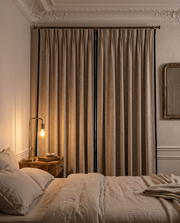 Occultant Ardoise — dans une chambre