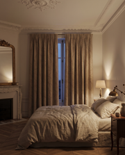 Occultant Melo — dans une chambre