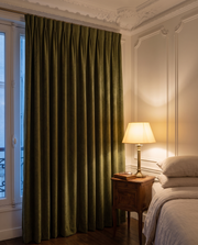 Occultant Olivier — dans une chambre