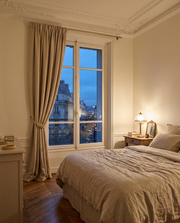 Embrasse Orbe — dans une chambre