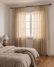Voilage Solène — dans une chambre, lumière de fin d’après-midi